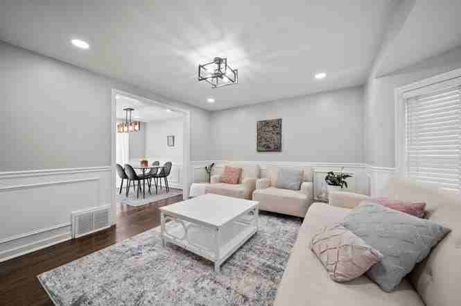 3431 S Austin Blvd - Photo 6 of 14