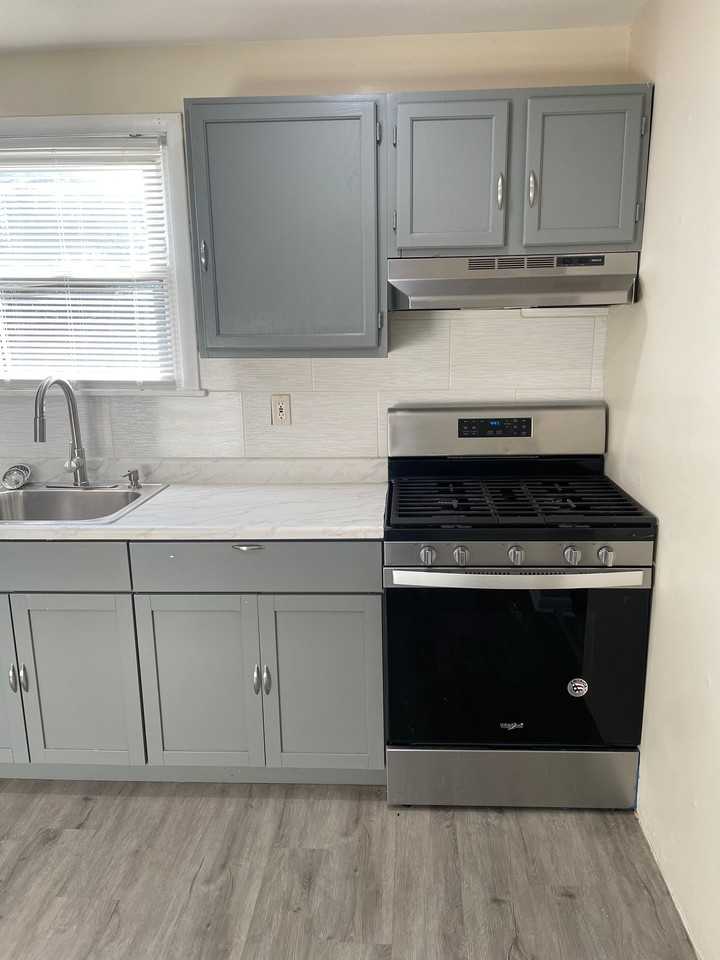 5515 Summerfield Ave #2 - Photo 3 of 6