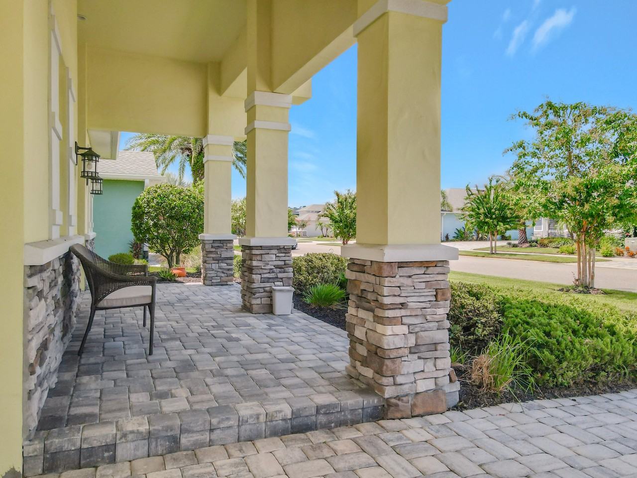 3008 King Palm Dr - Photo 2 of 20