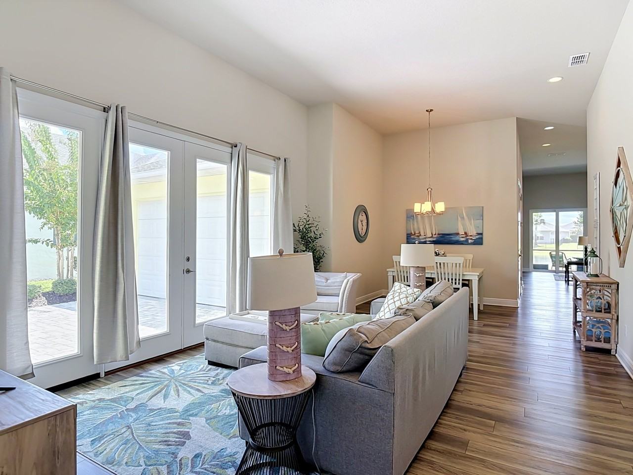3008 King Palm Dr - Photo 4 of 20