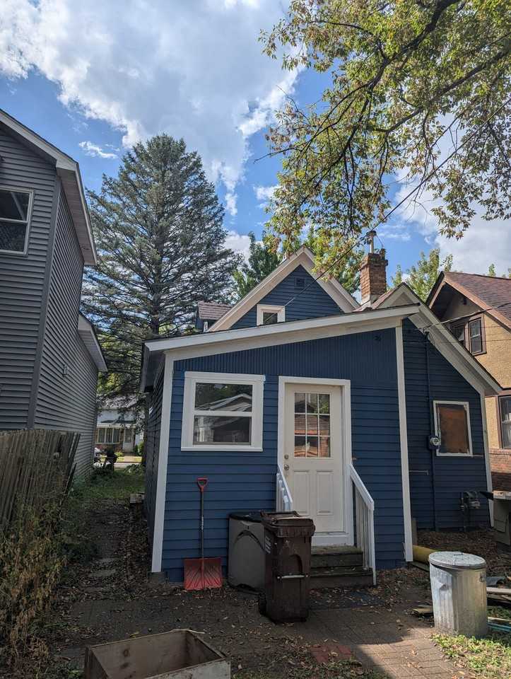 217 1st St W - Photo 2 of 10