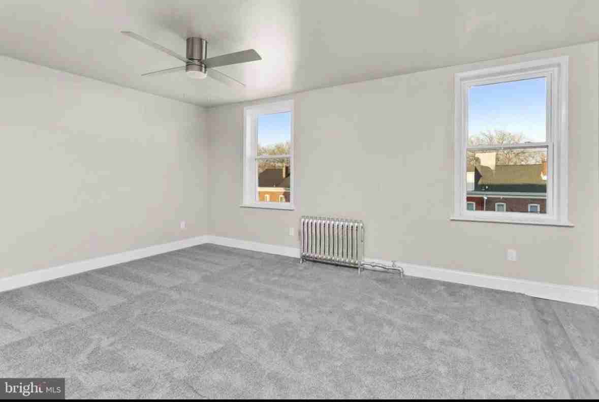 134 4th Ave - Photo 3 of 20
