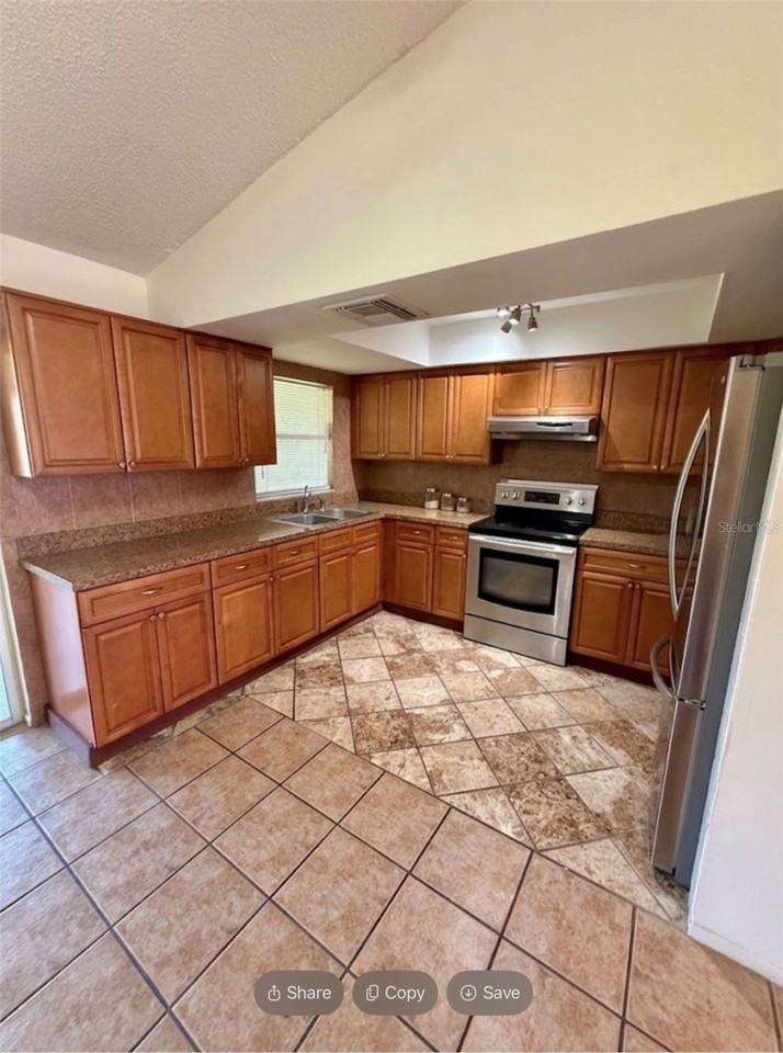 74 W Cedarwood Cir - Photo 2 of 8