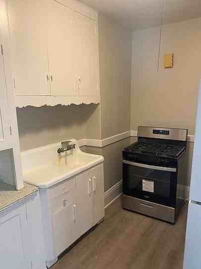3205 Pillsbury Ave S #1 - Photo 6 of 8