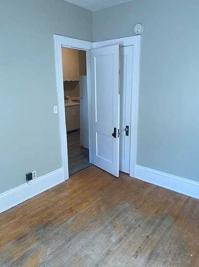 3205 Pillsbury Ave S #1 - Photo 7 of 8
