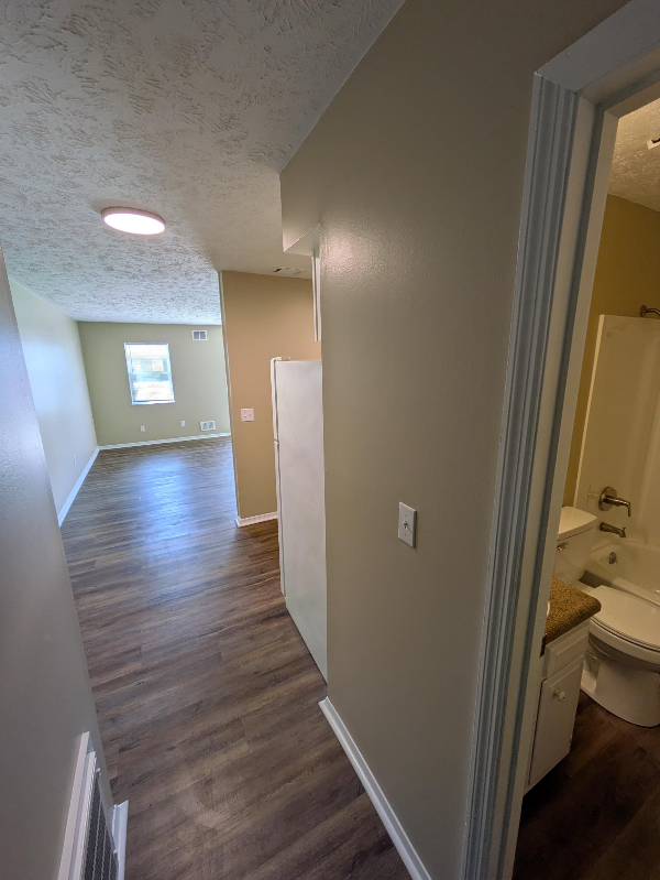 530 N Union St - Photo 4 of 8