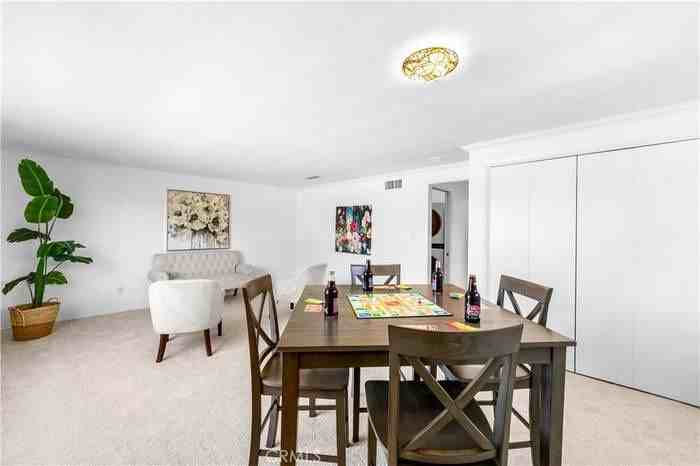 5362 Trinette Ave - Photo 5 of 19