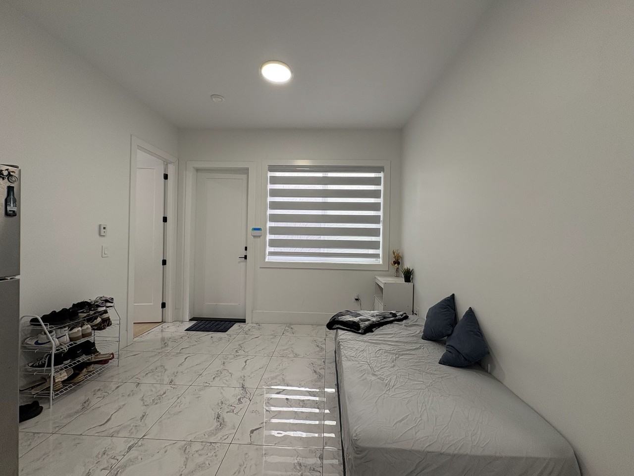 15584 89B Avenue - Photo 3 of 14