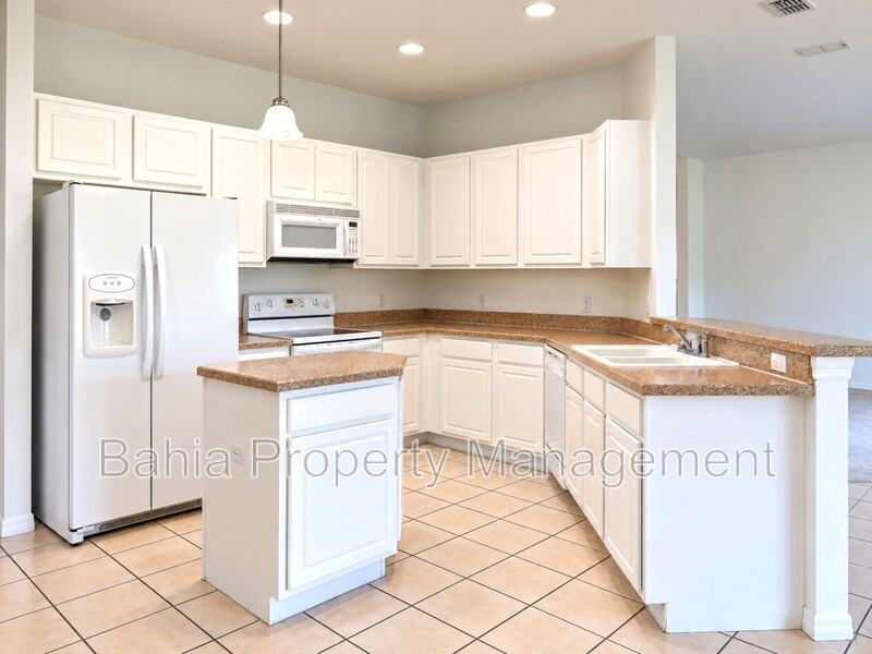 3525 Sunset Isles Blvd - Photo 6 of 20