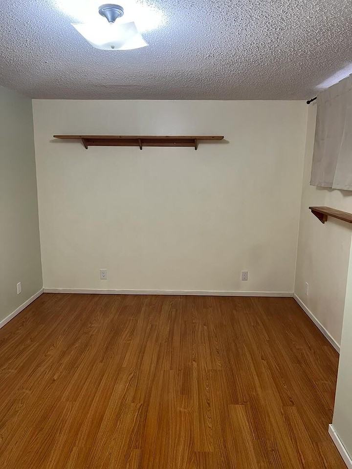 1416 42 St Ne - Photo 4 of 30
