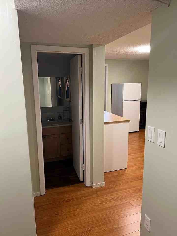 1416 42 St Ne - Photo 6 of 30
