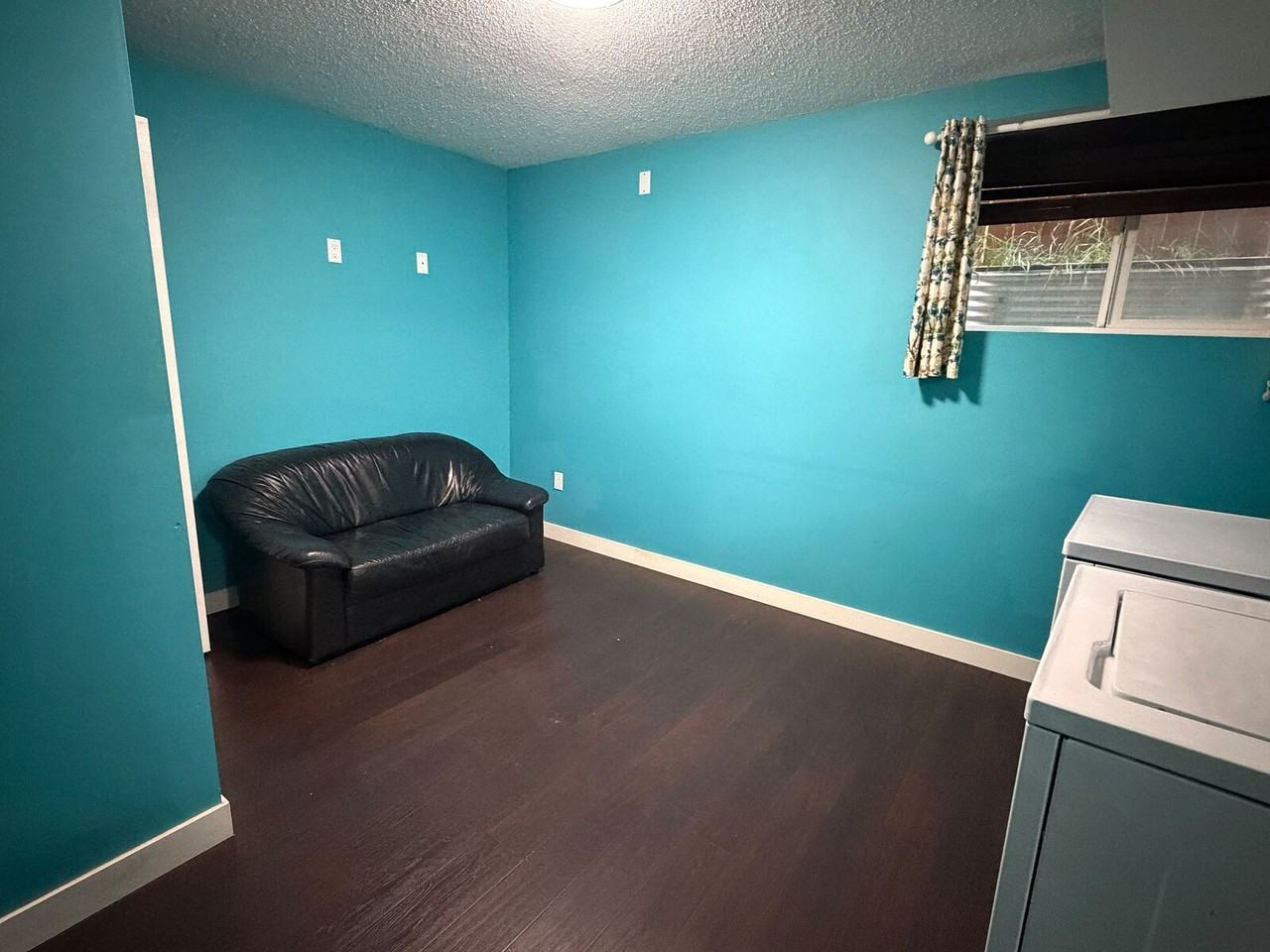 9249 Saddlebrook Dr Ne - Photo 2 of 13