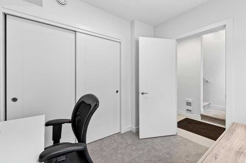 10 Currie Walk Sw - Photo 7 of 47