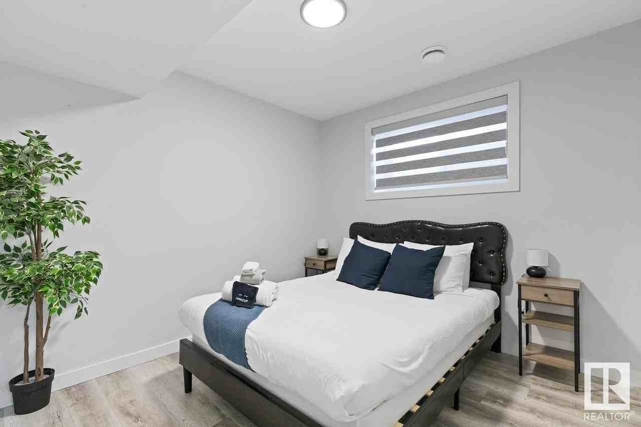 8809 121 Ave Nw - Photo 5 of 10