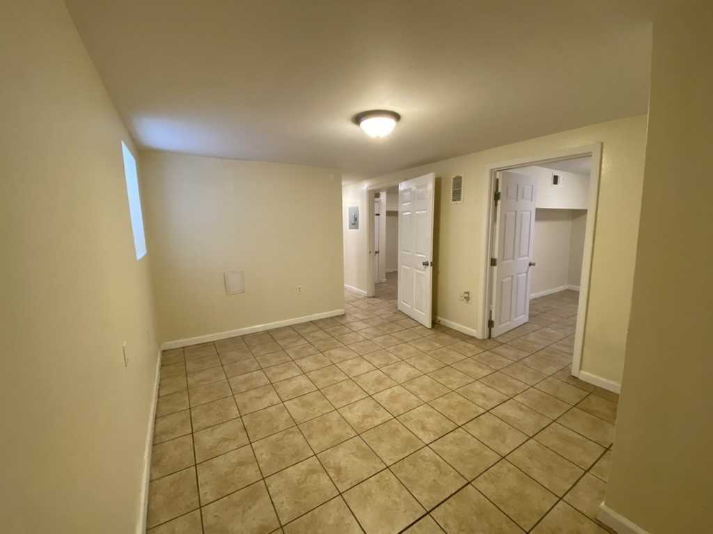 2306 Saint Bernard Ave - Photo 2 of 11