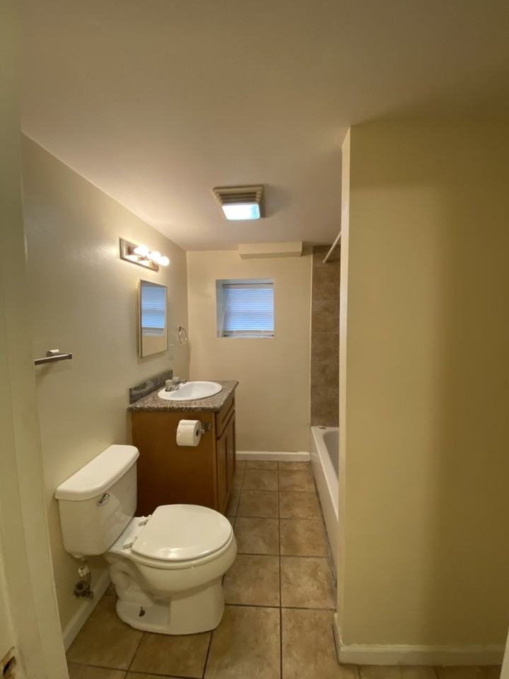 2306 Saint Bernard Ave - Photo 5 of 11