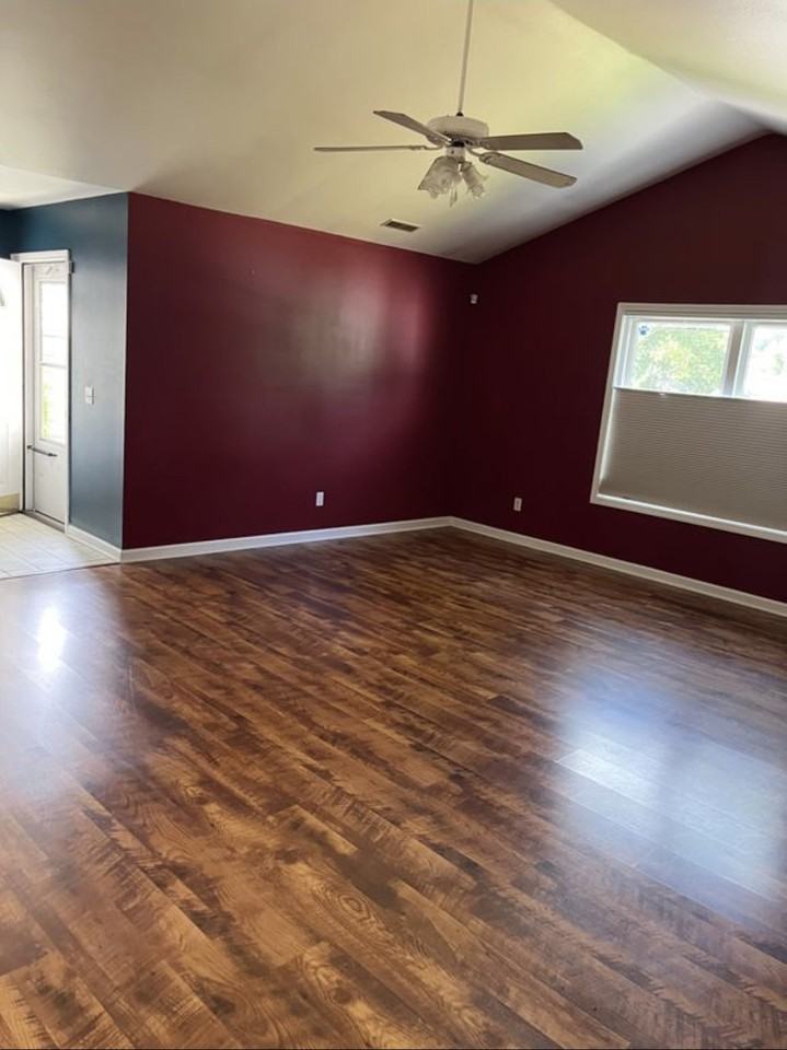 405 Beardshire St #NA - Photo 4 of 11