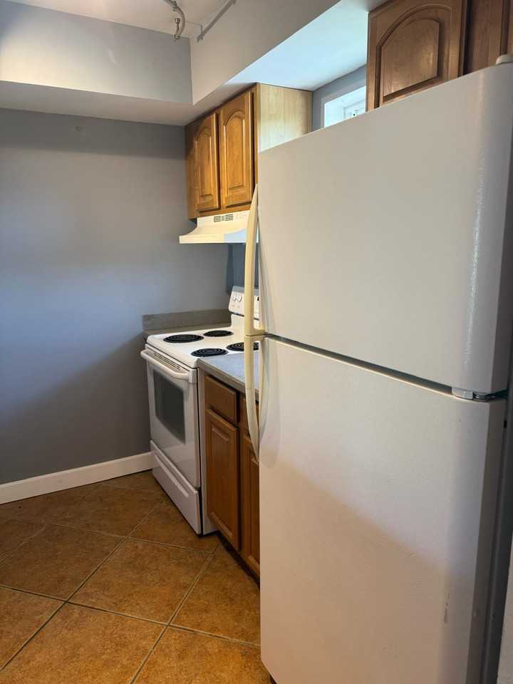 1003 Nw Spruce Ridge Dr #18 - Photo 4 of 7