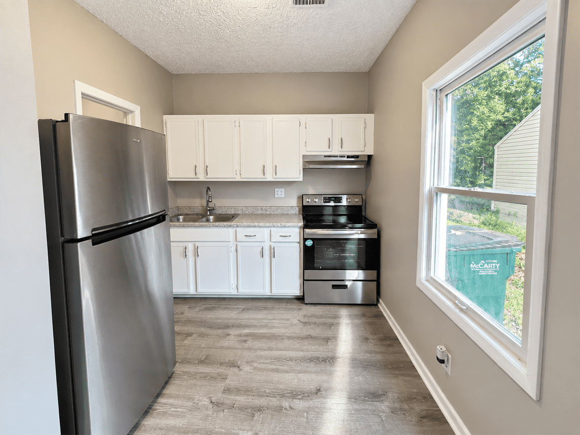 1406 Roosevelt Ave #NA - Photo 3 of 12