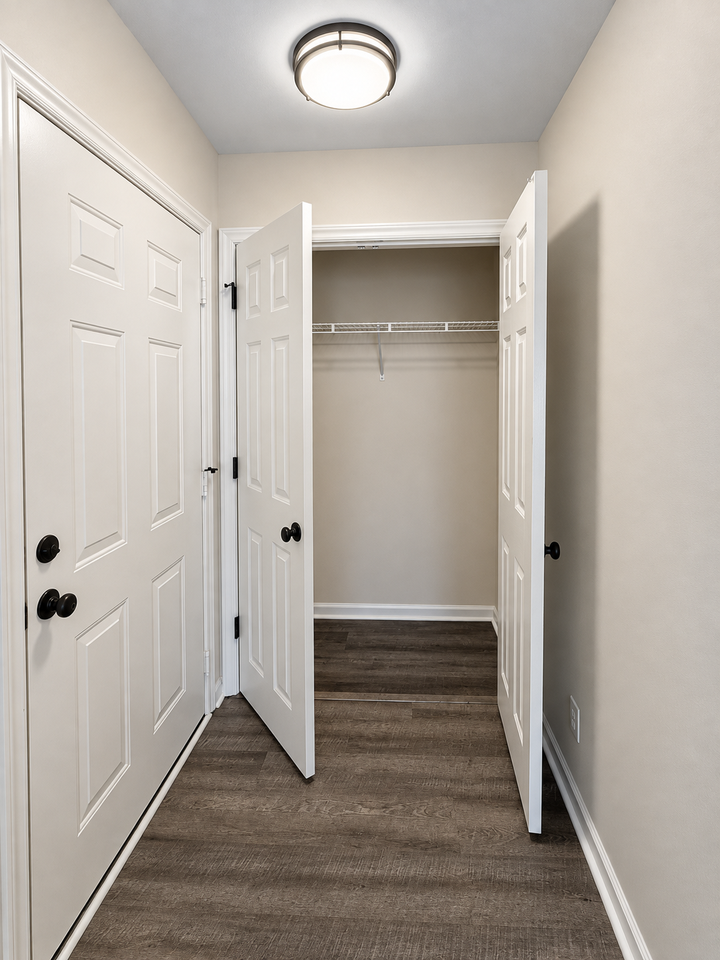 223 Mill Pond Dr #223 - Photo 3 of 31
