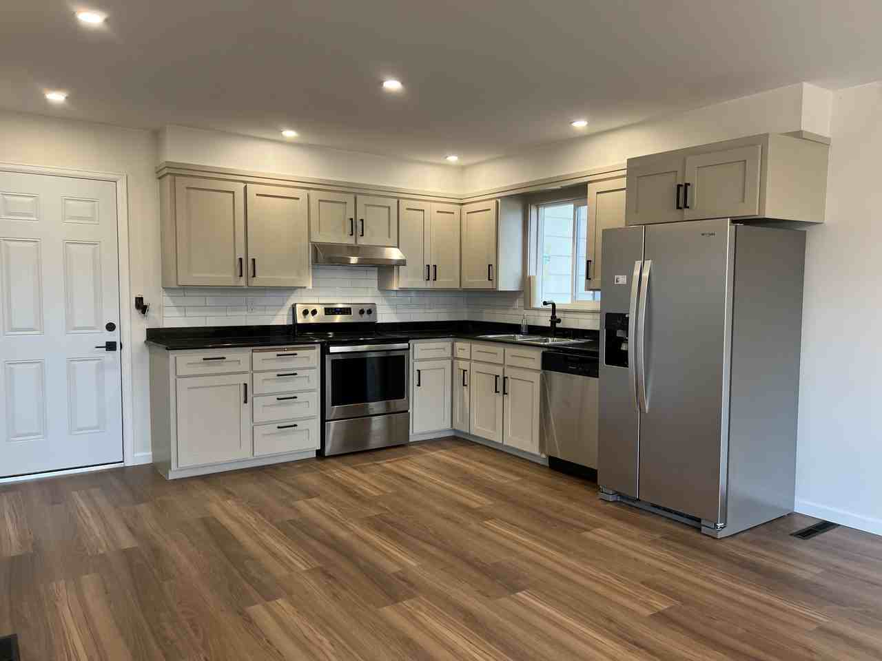 3245 Montebello Dr W #NA - Photo 4 of 24