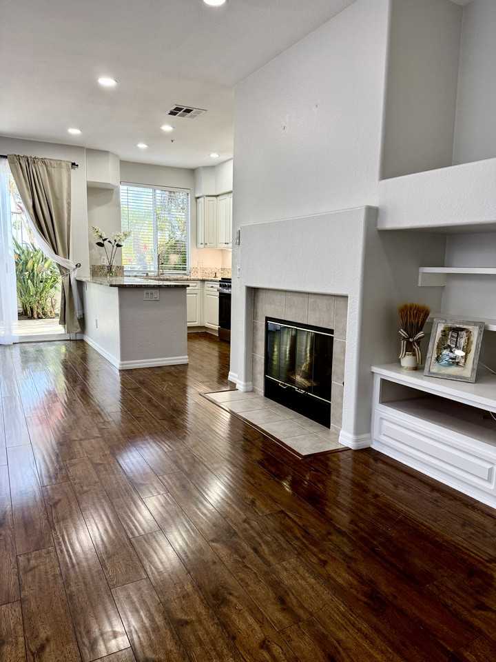 613 Sweet Pea Pl #NA - Photo 3 of 35
