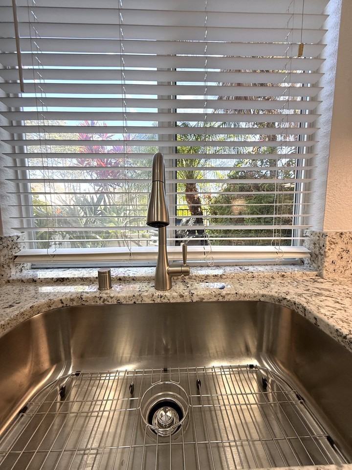 613 Sweet Pea Pl #NA - Photo 6 of 35