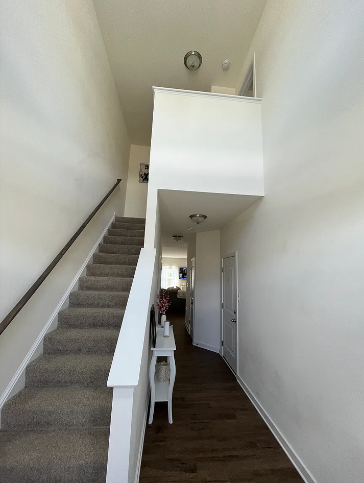 42 Polygon Pl - Photo 6 of 33