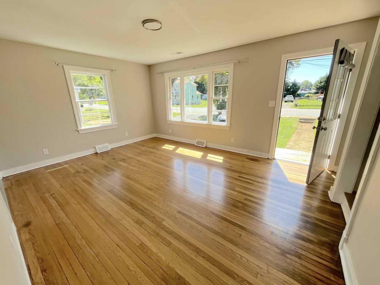 1317 E Market St #A - Photo 7 of 17