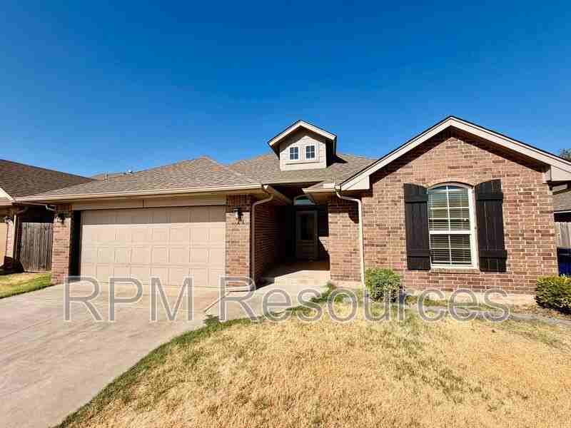3809 Brougham Way - Photo 2 of 23