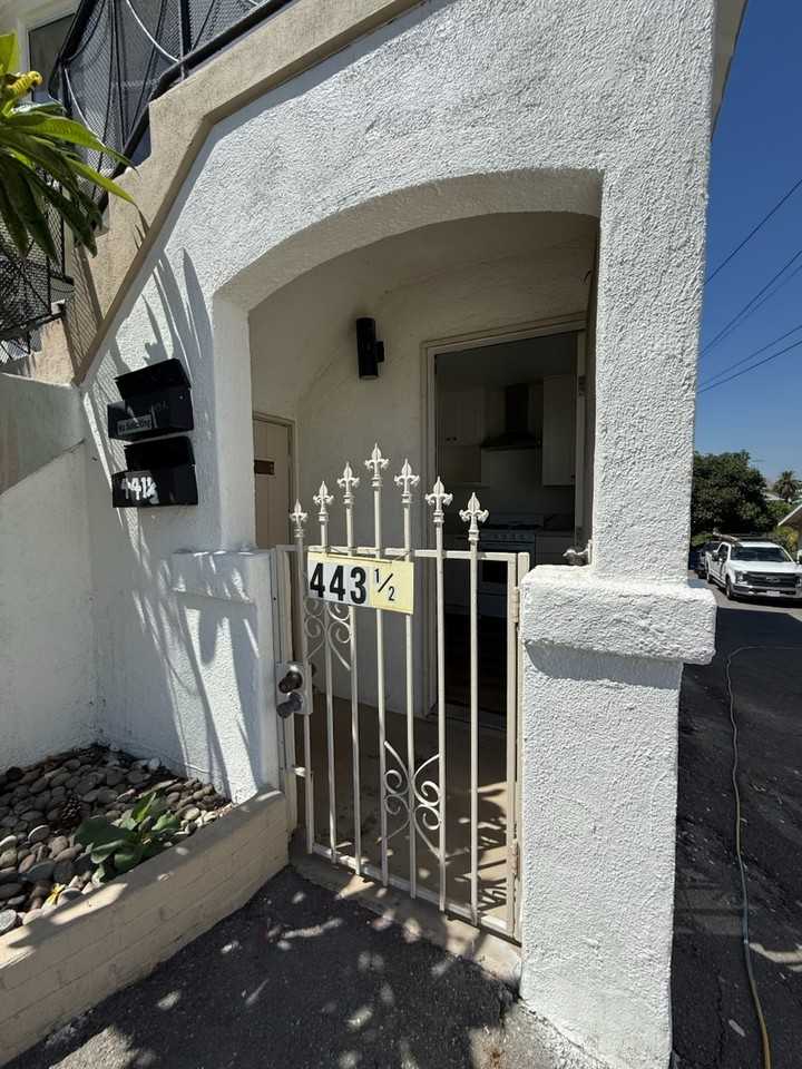 439 S Evergreen Ave