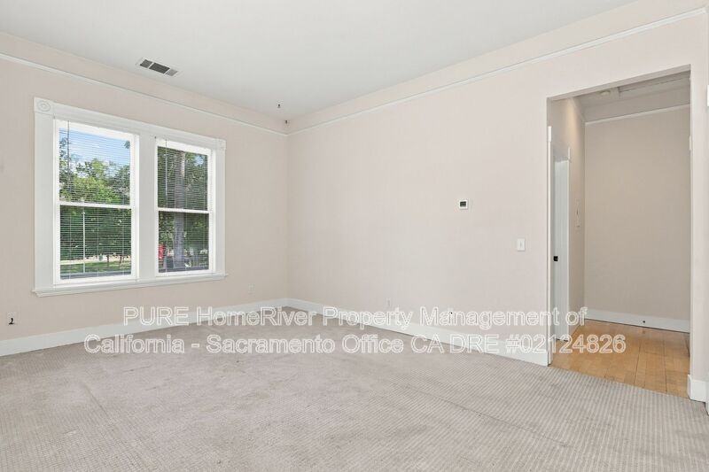 1500 Q St #1 - Photo 4 of 17