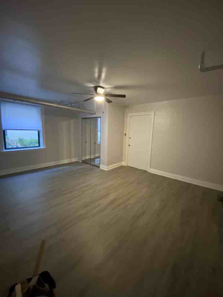 5120 S Harper Ave #L2 - Photo 3 of 19