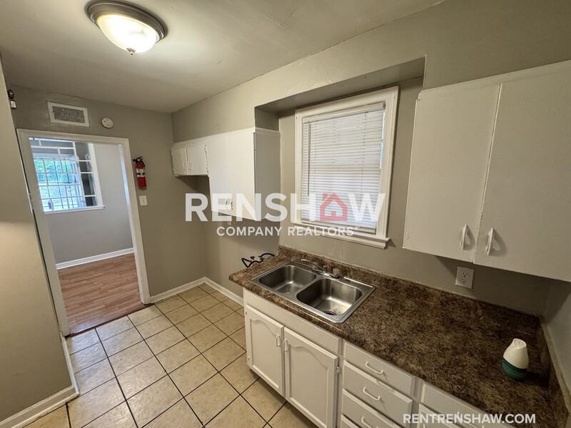 1179 Victor Dr - Photo 7 of 17