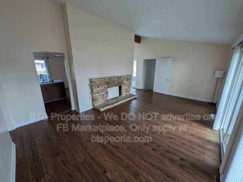 5513 N University St - Photo 3 of 20