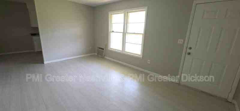 542 Ashe Ave #7 - Photo 2 of 7