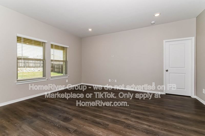 603 Chuck Wagon Dr - Photo 3 of 18