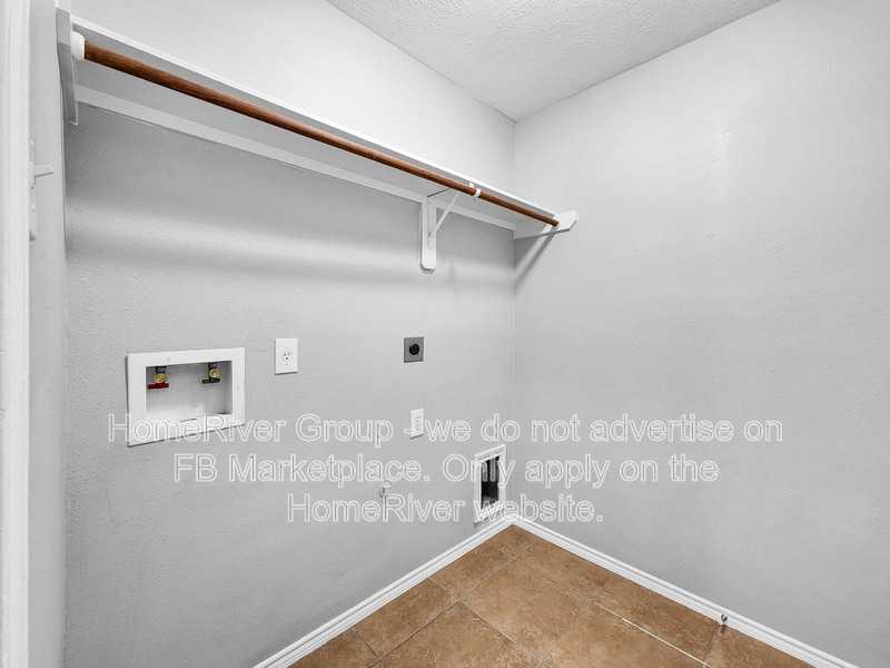 426 Canton Bluff Ln - Photo 7 of 27