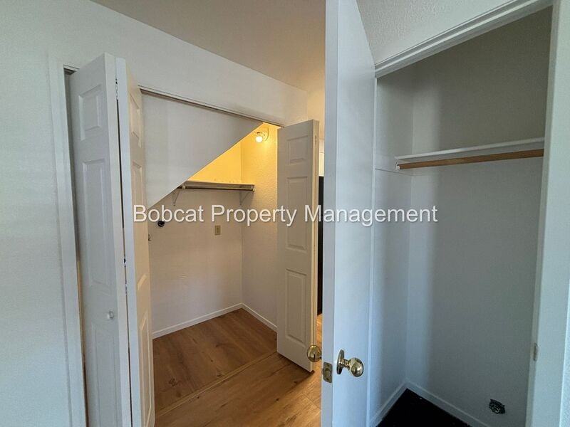136 Dayton Village Pkwy #C - Photo 6 of 32