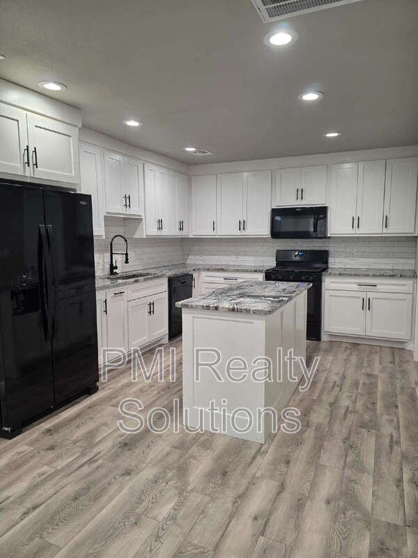 3947 W 8th St - Photo 2 of 11