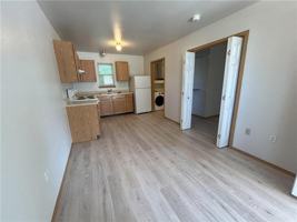 featured image of 1635 W Neptune St #13