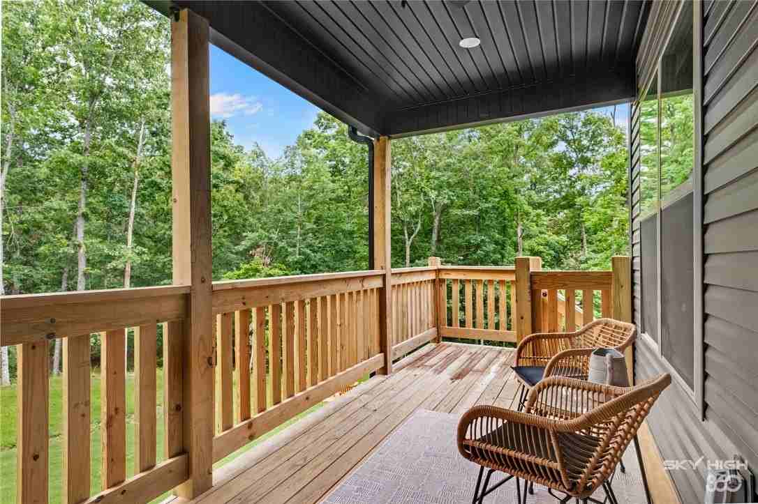3 Kilham Ln - Photo 6 of 31
