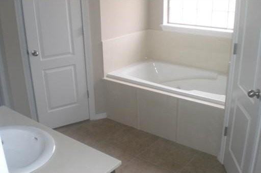 1071 Sienna Dr - Photo 4 of 4