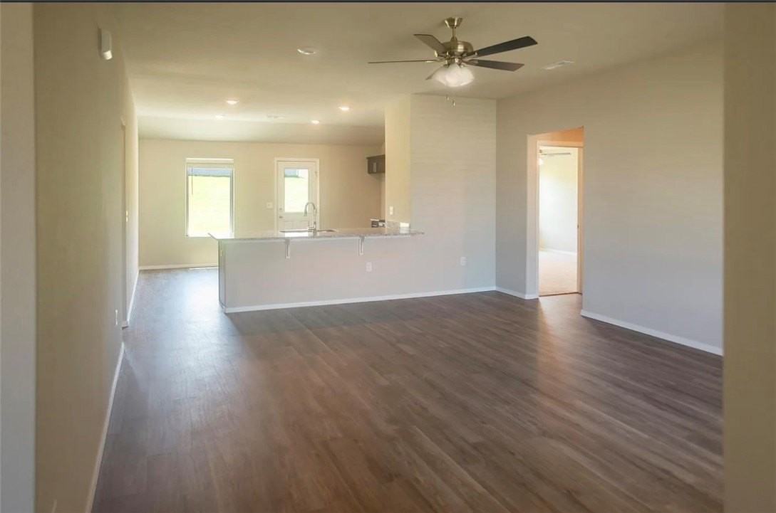 2987 W Mclaren Dr - Photo 2 of 11