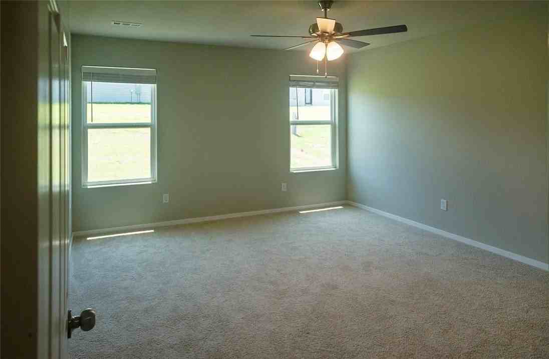2987 W Mclaren Dr - Photo 5 of 11