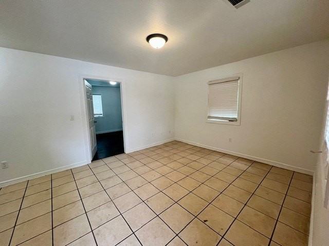 364 E 7th St #4 - Photo 3 of 11