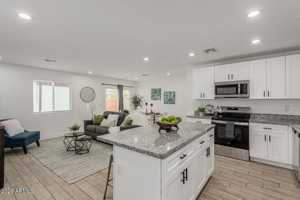 featured image of 1934 E Carver Dr