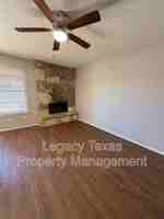 featured image of 1610 Sun Valley Dr #D