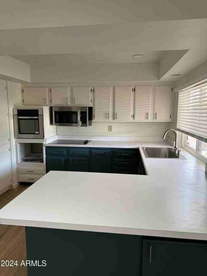 10933 W Tropicana Cir - Photo 2 of 31
