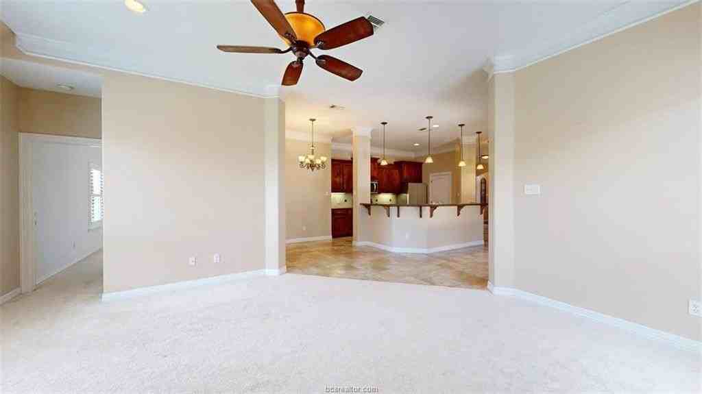 3900 Latinne Ln - Photo 5 of 38
